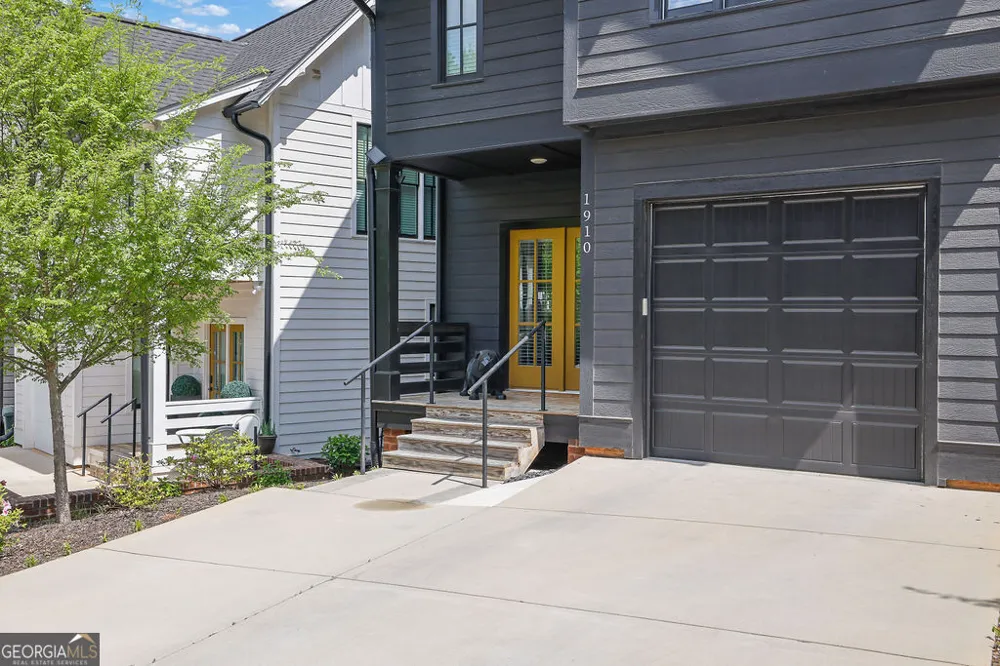 1910 Galt CMNS Kennesaw, GA 30144