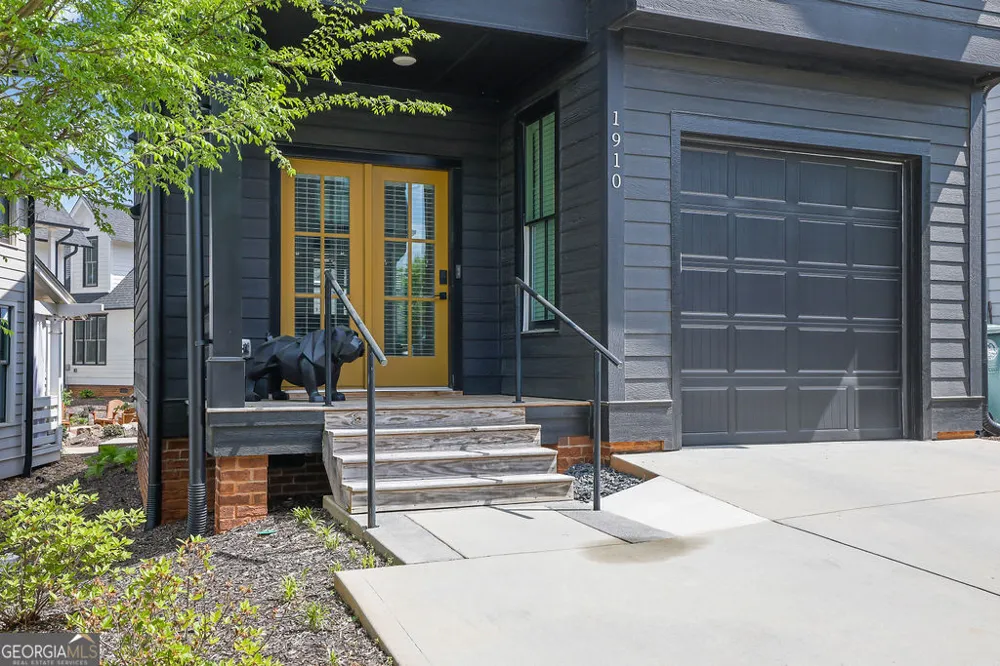 1910 Galt CMNS Kennesaw, GA 30144