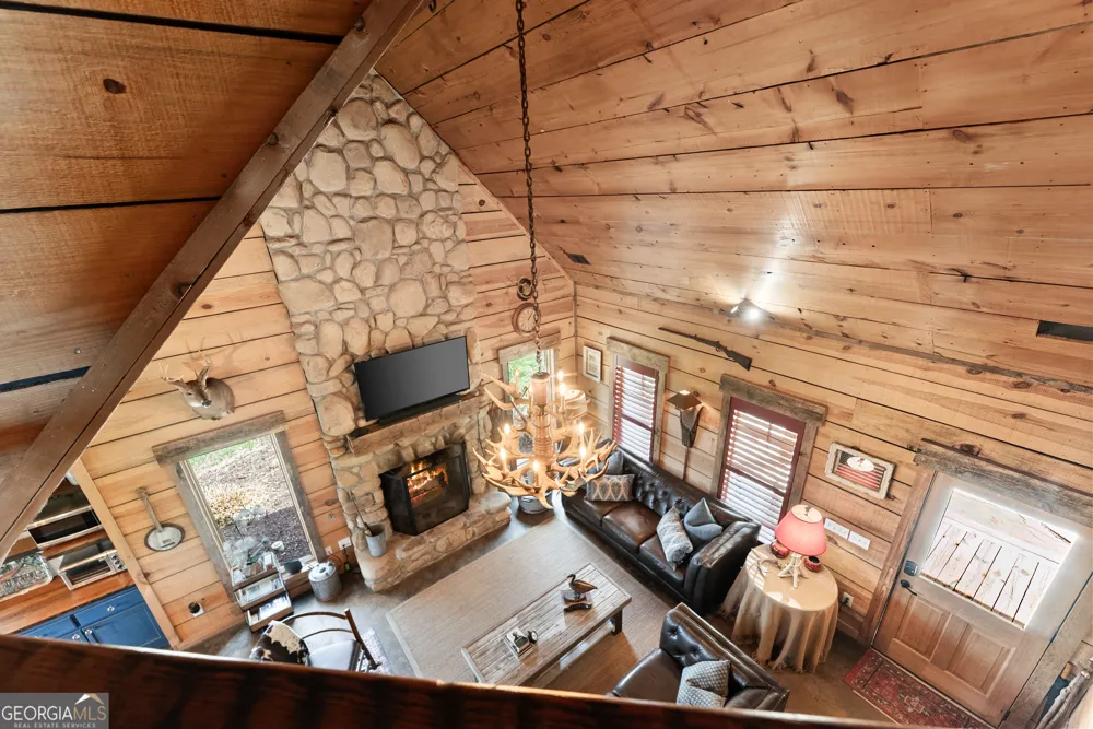 605 Lynch Mountain RD Sautee Nacoochee, GA 30571