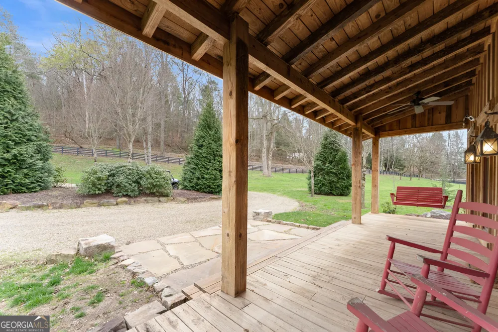 605 Lynch Mountain RD Sautee Nacoochee, GA 30571