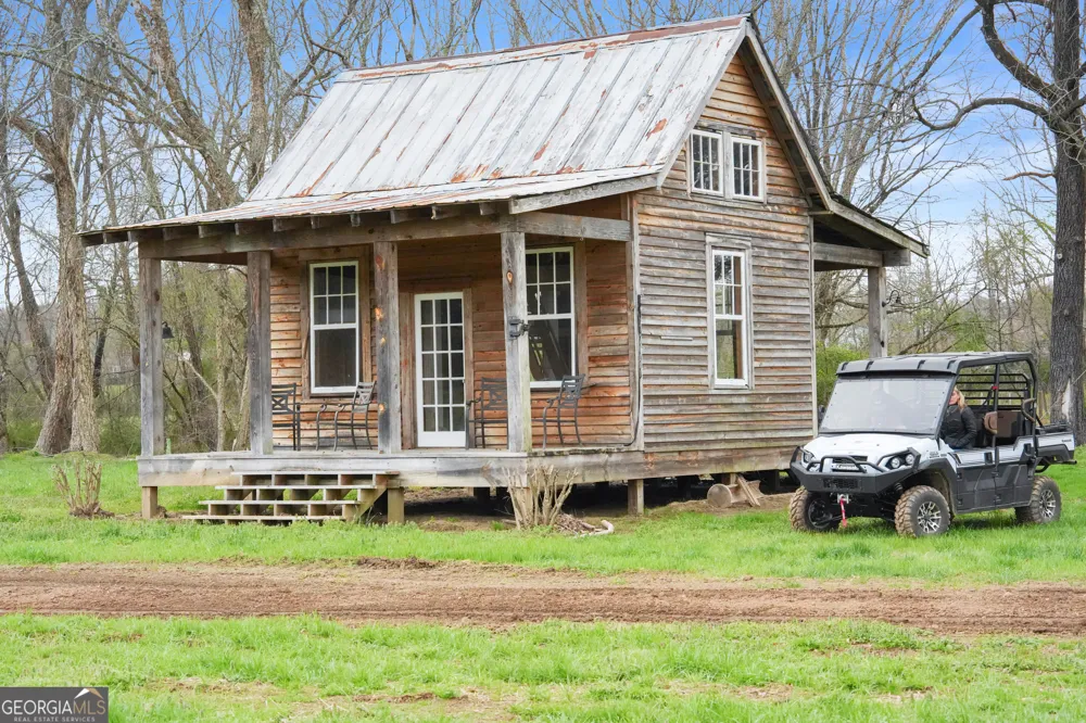 605 Lynch Mountain RD Sautee Nacoochee, GA 30571