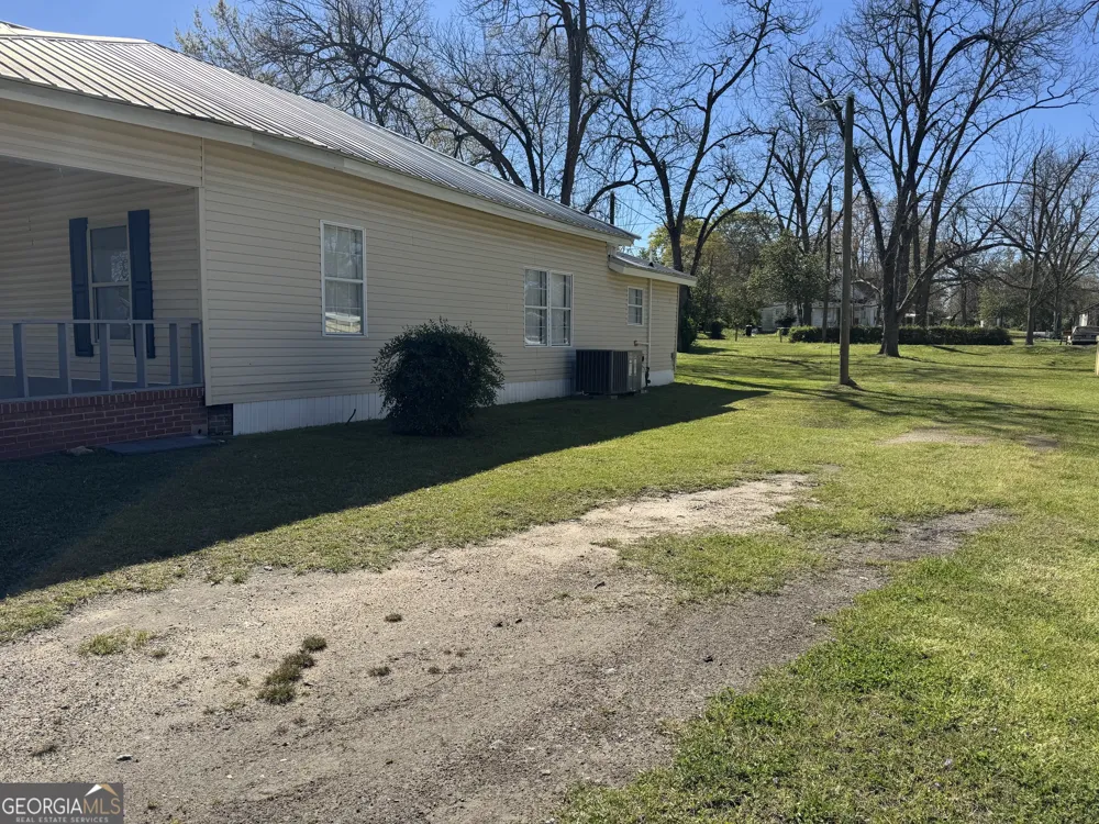 705 W 14TH AVE Cordele, GA 31015