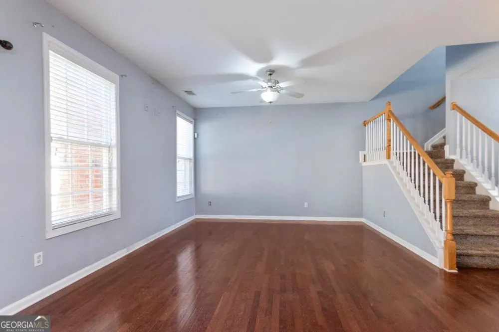 1126 Treymont LN Lawrenceville, GA 30045