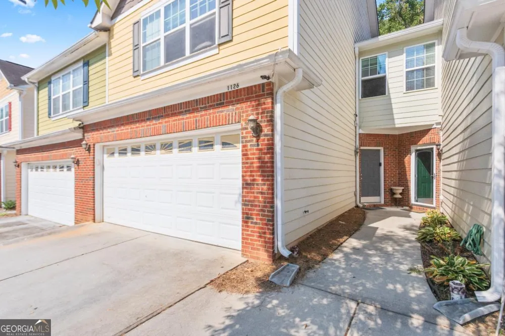 1126 Treymont LN Lawrenceville, GA 30045