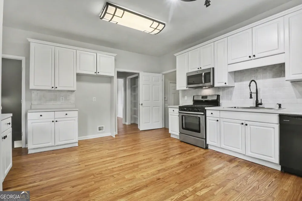 3055 Heatherstone DR Cumming, GA 30041