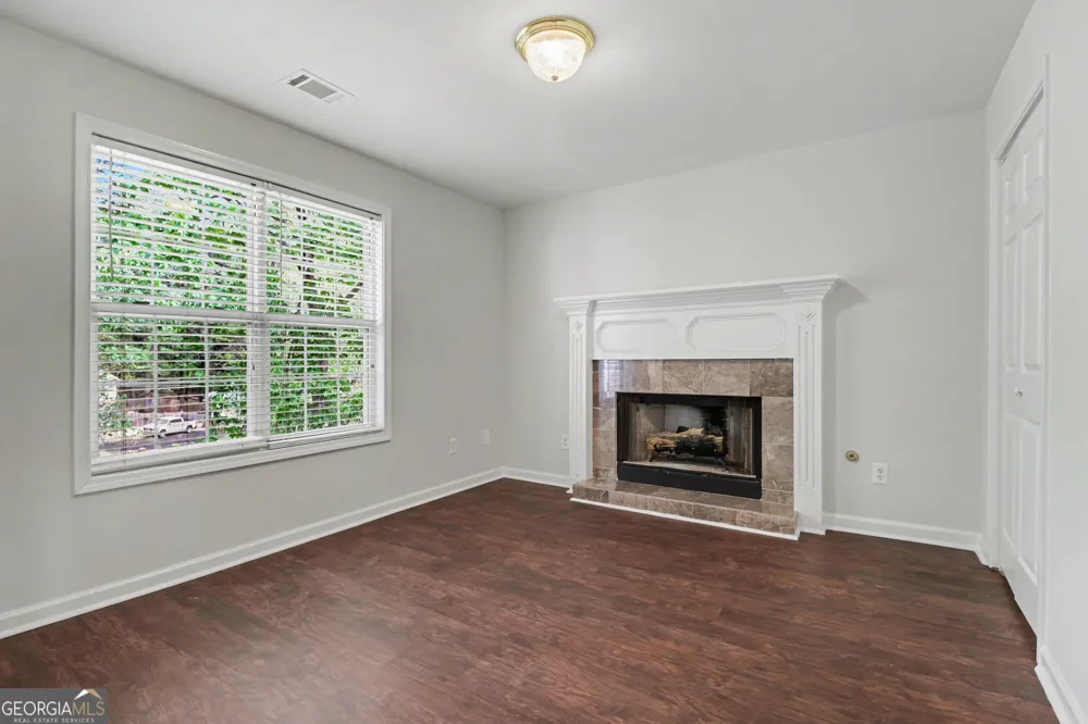 3055 Heatherstone DR Cumming, GA 30041