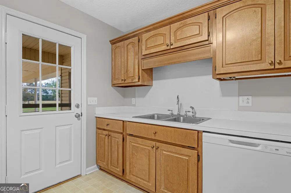 52 Northgate LN Collins, GA 30421