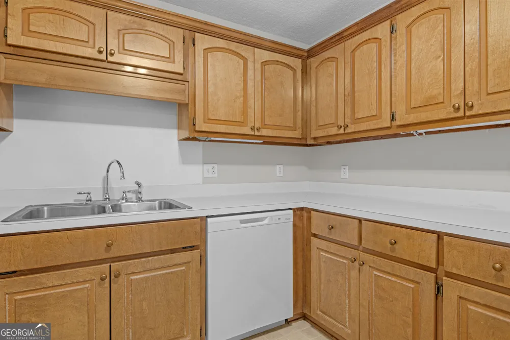 52 Northgate LN Collins, GA 30421
