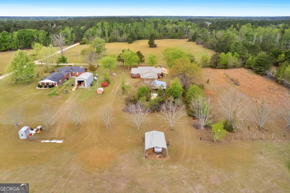 52 Northgate LN Collins, GA 30421