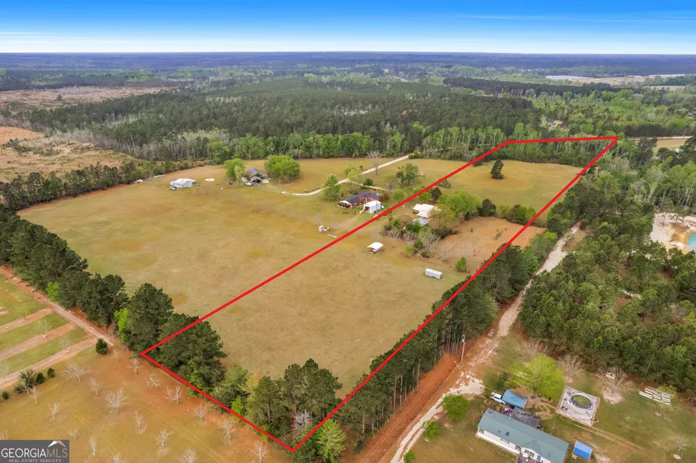 52 Northgate LN Collins, GA 30421
