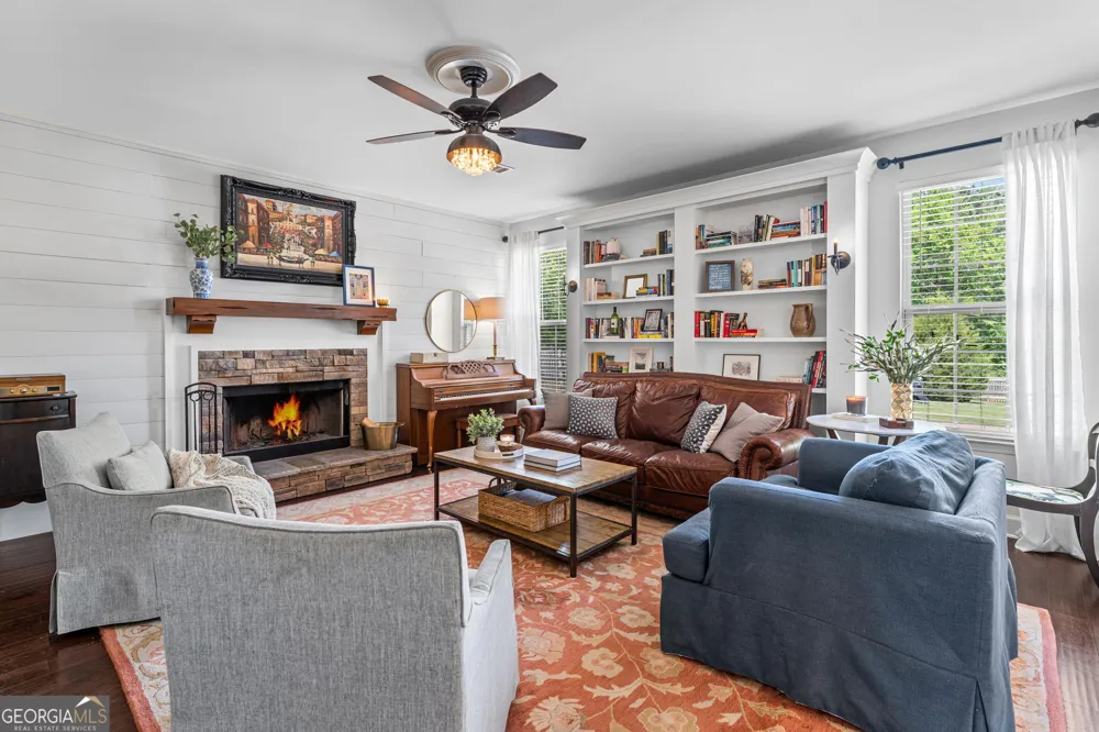 15 Austin Storey CIR Newnan, GA 30263