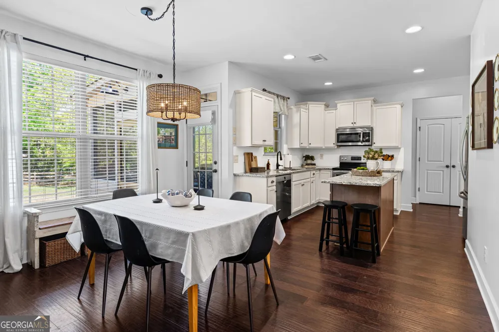15 Austin Storey CIR Newnan, GA 30263