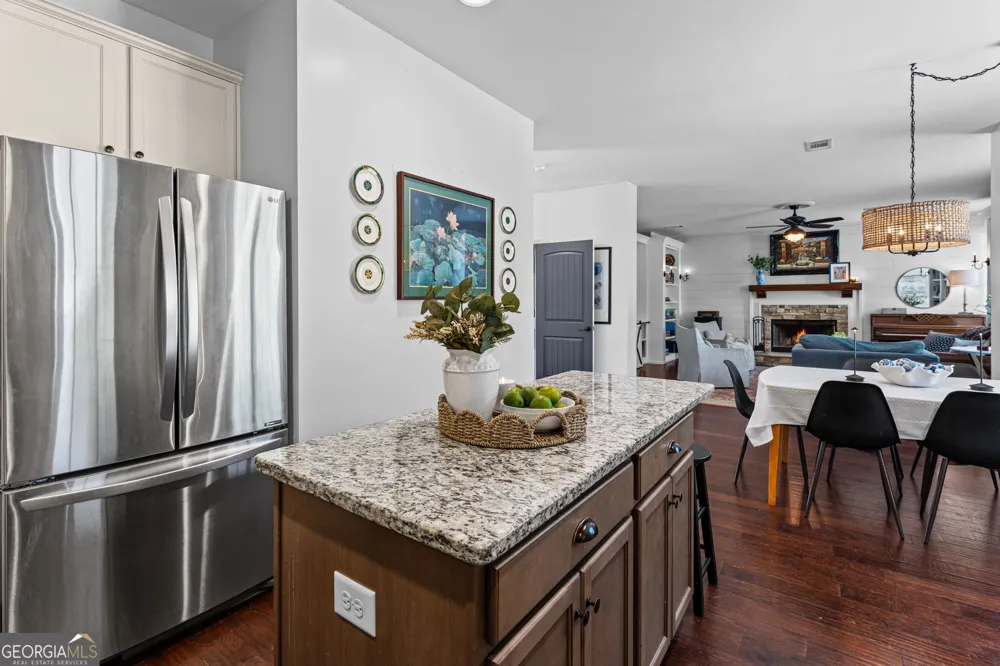 15 Austin Storey CIR Newnan, GA 30263