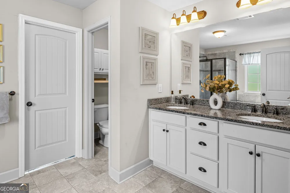 15 Austin Storey CIR Newnan, GA 30263