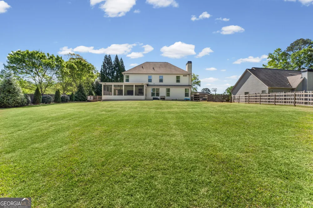 15 Austin Storey CIR Newnan, GA 30263
