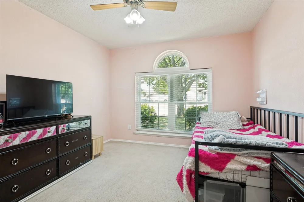 540 Cambridge Drive Saginaw, TX 76179