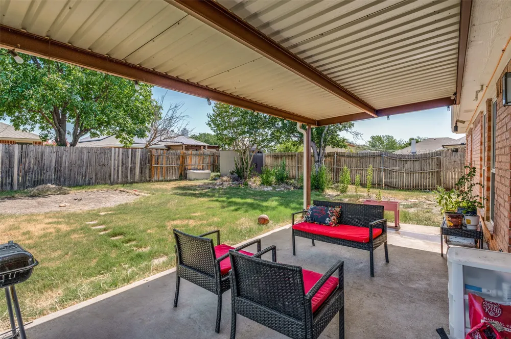 540 Cambridge Drive Saginaw, TX 76179