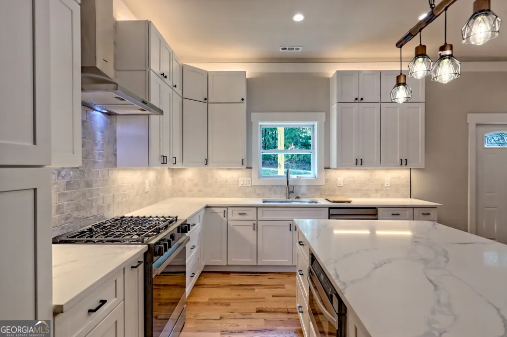 341 Abby LN Clayton, GA 30525