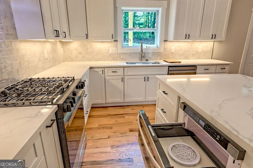 341 Abby LN Clayton, GA 30525