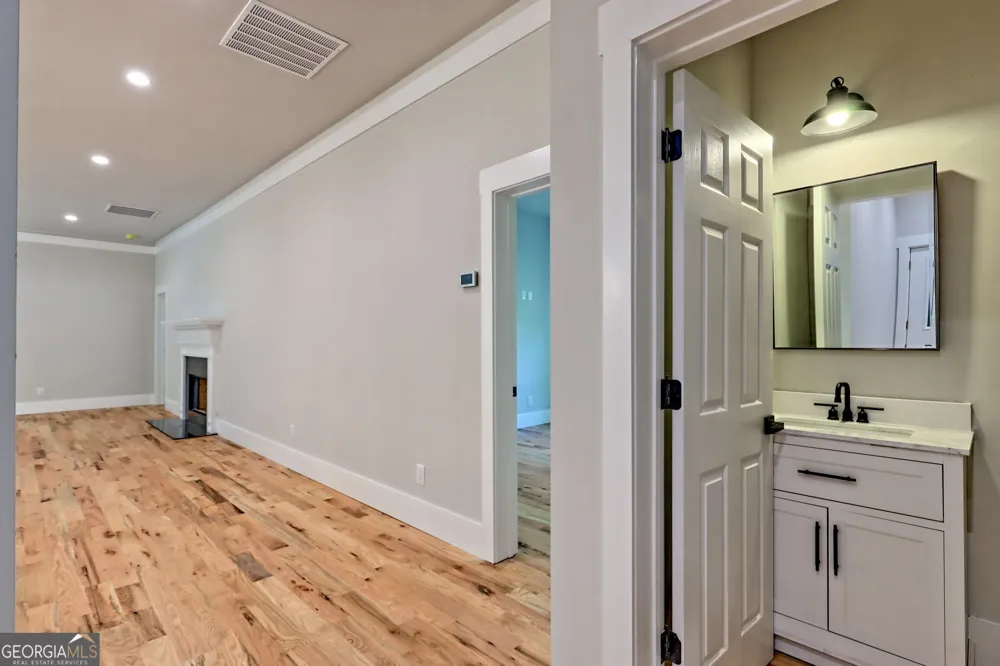 341 Abby LN Clayton, GA 30525