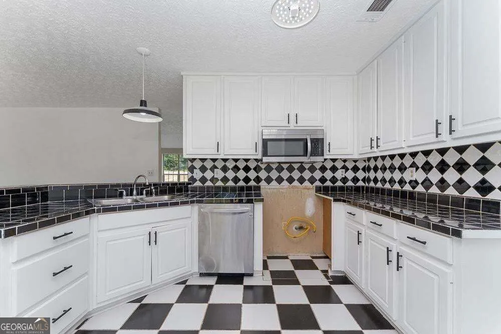 7790 Wethersfield DR Jonesboro, GA 30236