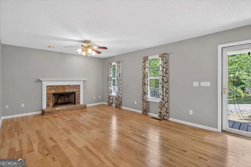 402 Deer RUN Jasper, GA 30143