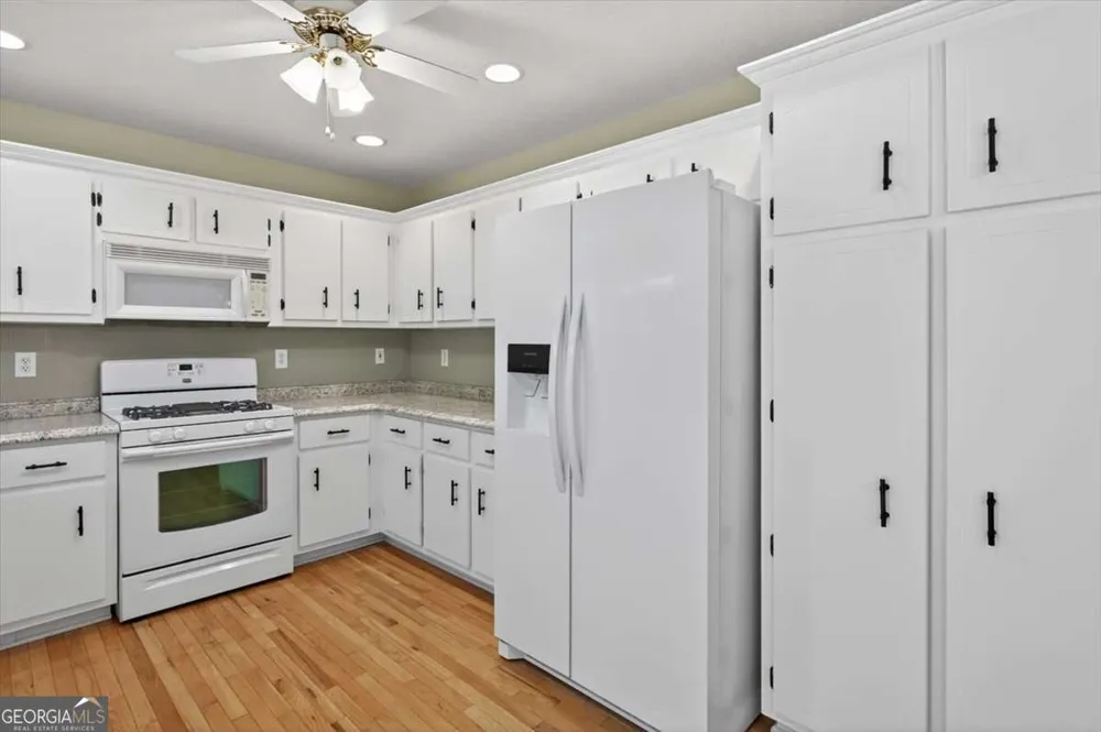 402 Deer RUN Jasper, GA 30143