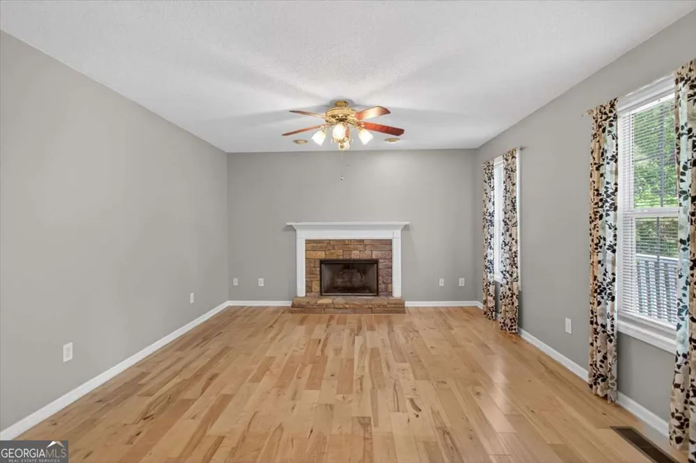 402 Deer RUN Jasper, GA 30143