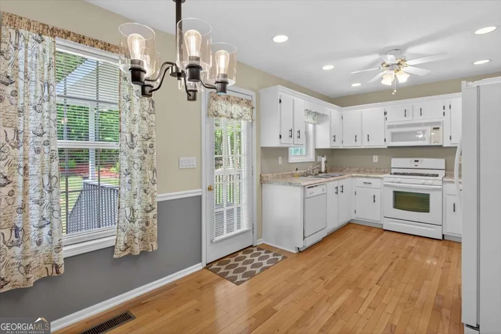 402 Deer RUN Jasper, GA 30143