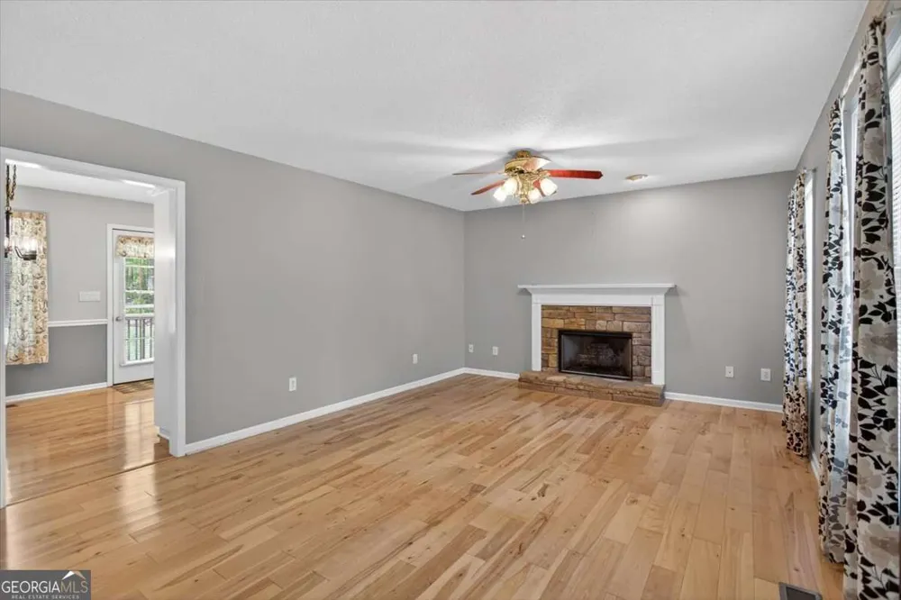 402 Deer RUN Jasper, GA 30143