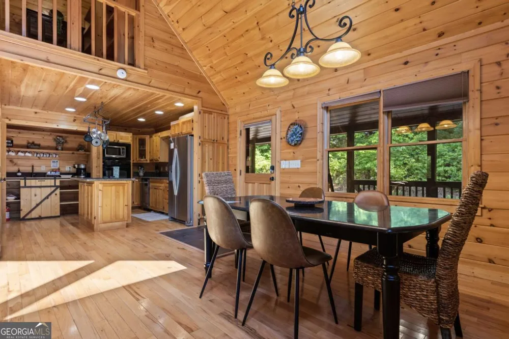 220 Solar DR Blue Ridge, GA 30513