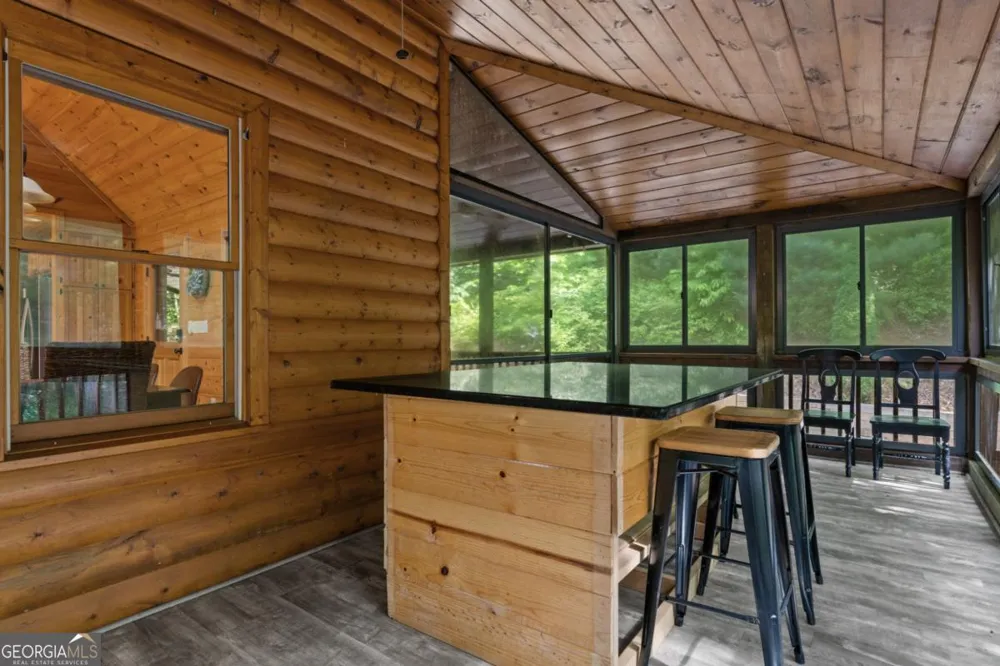 220 Solar DR Blue Ridge, GA 30513