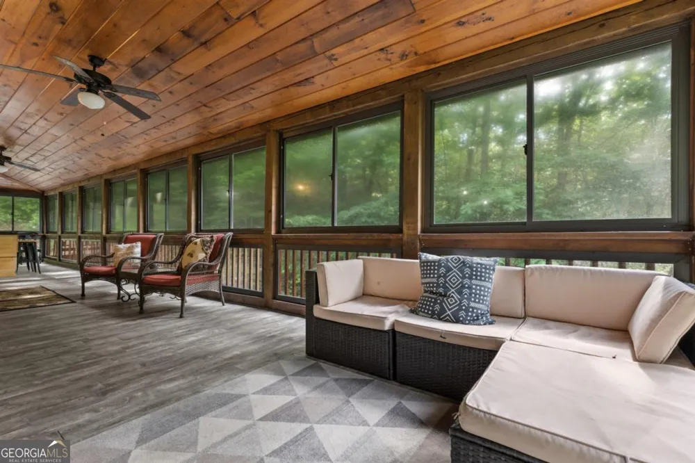 220 Solar DR Blue Ridge, GA 30513