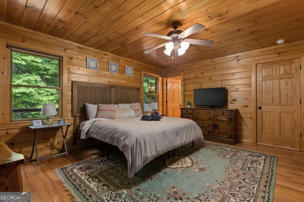 220 Solar DR Blue Ridge, GA 30513
