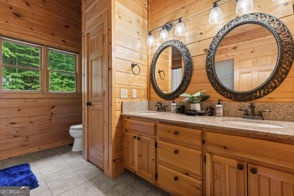 220 Solar DR Blue Ridge, GA 30513