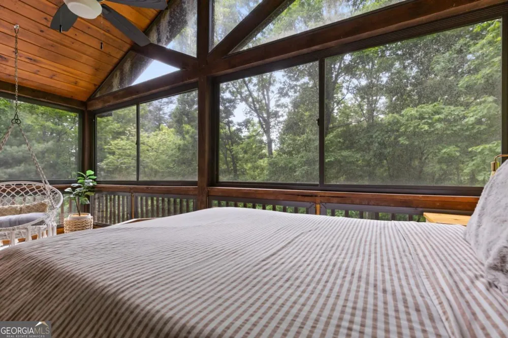 220 Solar DR Blue Ridge, GA 30513
