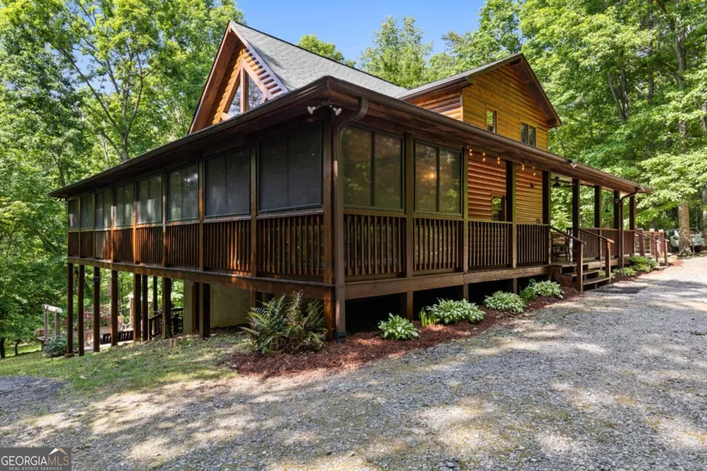 220 Solar DR Blue Ridge, GA 30513