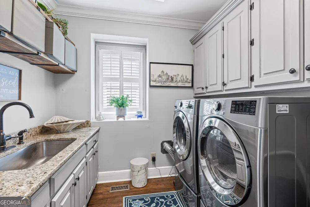 6021 Neely Farm DR Peachtree Corners, GA 30092