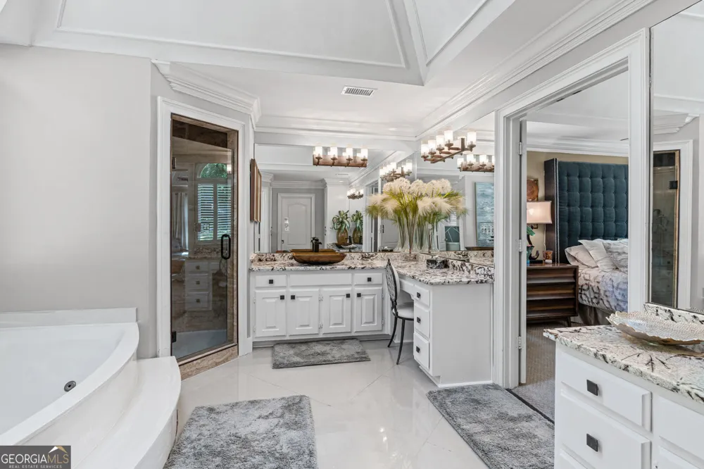 6021 Neely Farm DR Peachtree Corners, GA 30092