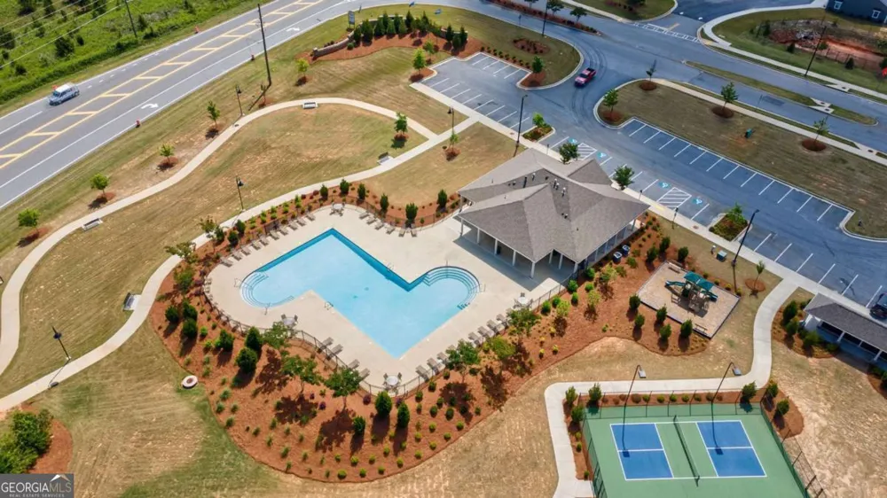 117 Condor CT Statham, GA 30666