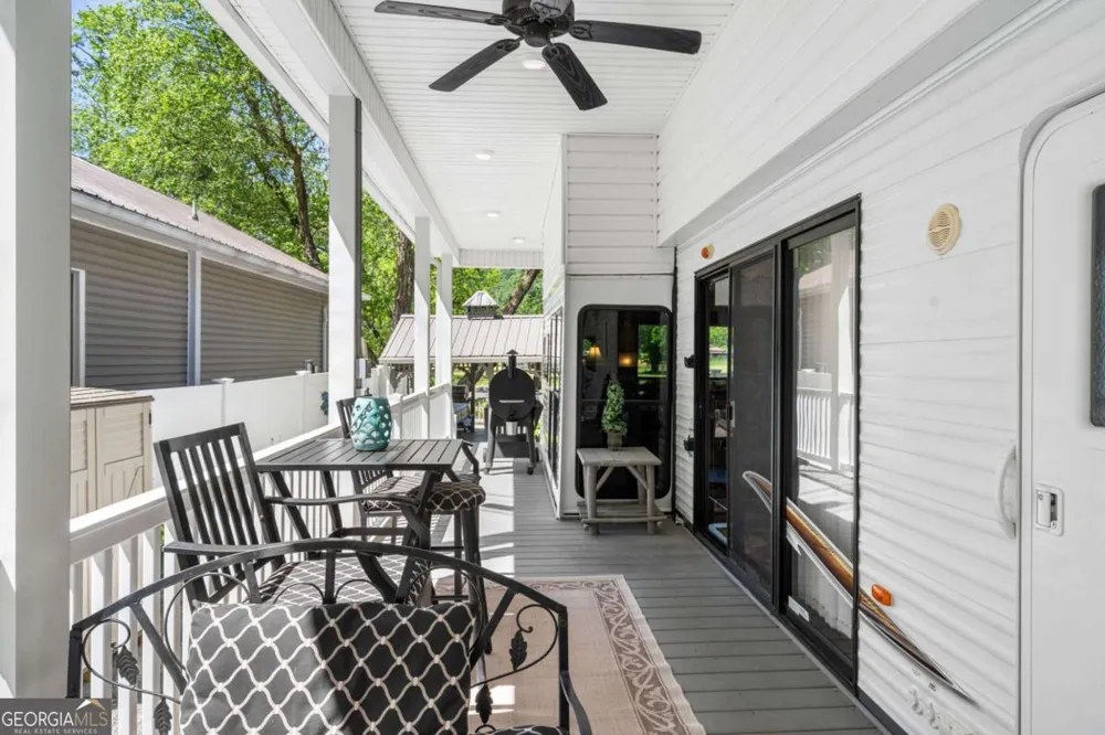 4179 Riverbank RUN Hiawassee, GA 30546