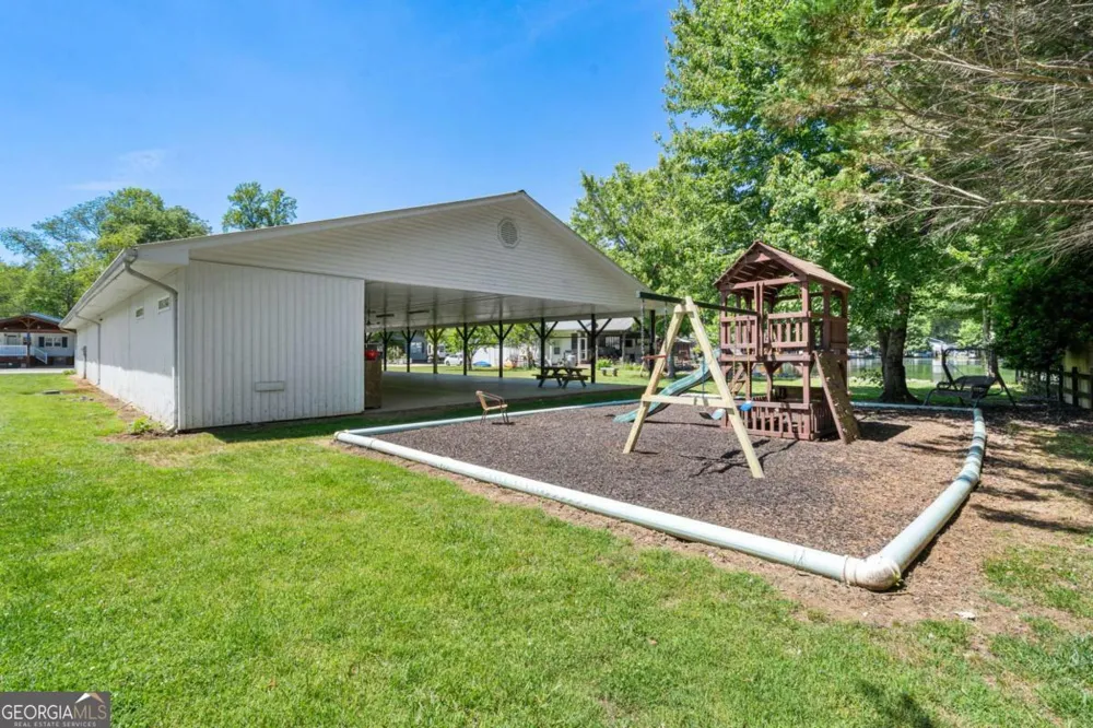 4179 Riverbank RUN Hiawassee, GA 30546
