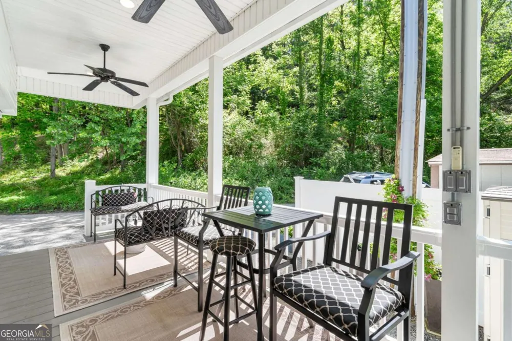 4179 Riverbank RUN Hiawassee, GA 30546