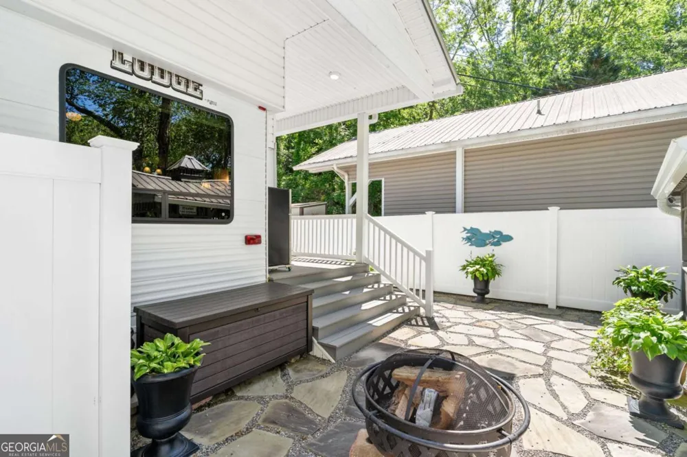 4179 Riverbank RUN Hiawassee, GA 30546