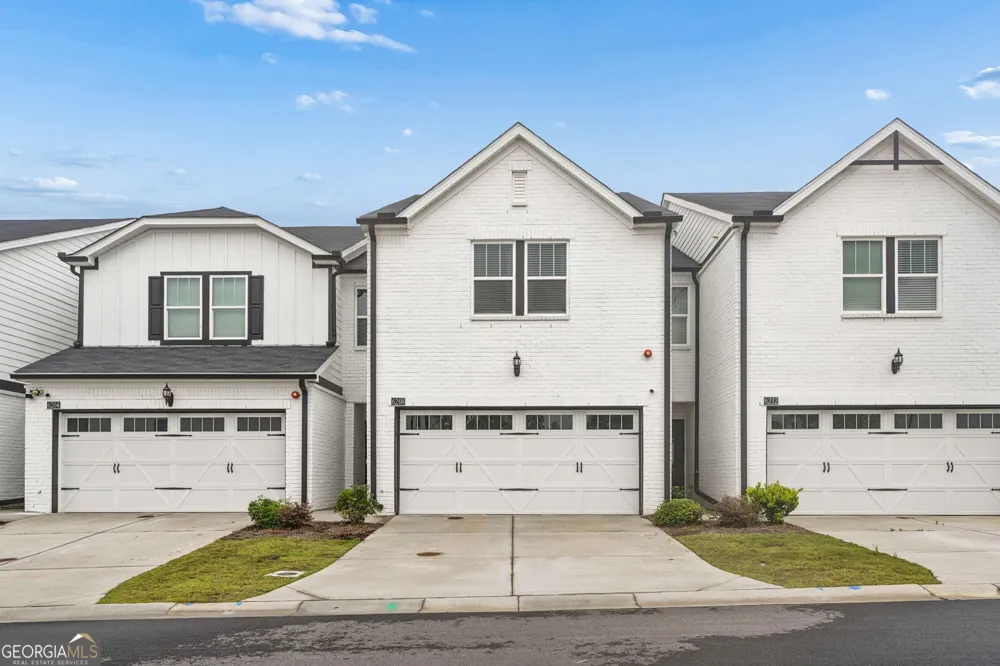 6208 Ocmulgee River LN SE Smyrna, GA 30126