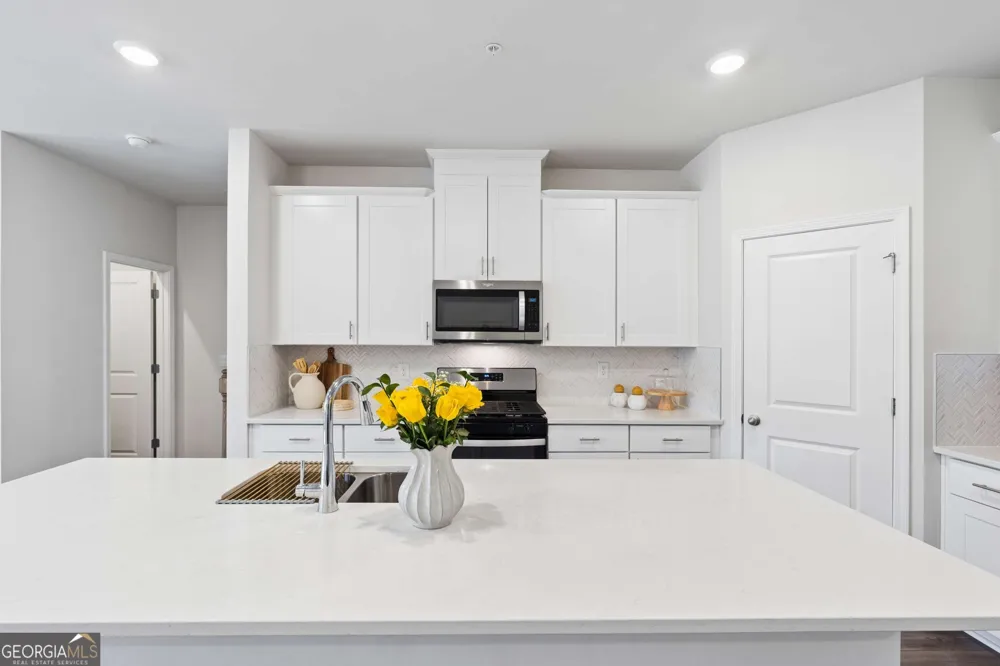 6208 Ocmulgee River LN SE Smyrna, GA 30126
