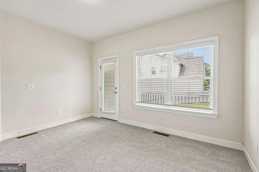 129 Edinburgh DR Canton, GA 30115
