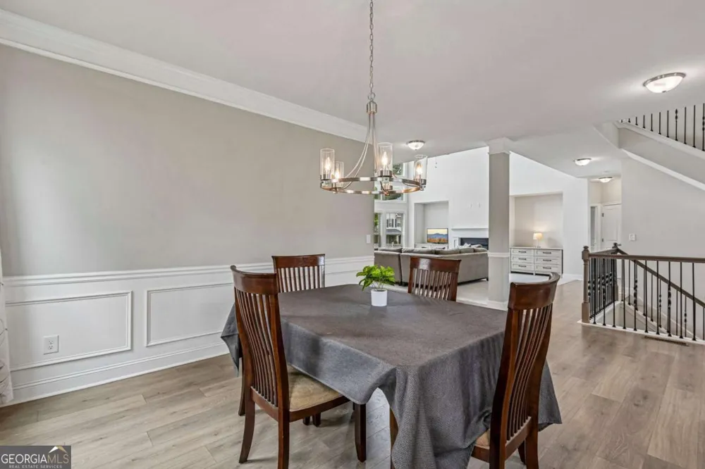 129 Edinburgh DR Canton, GA 30115
