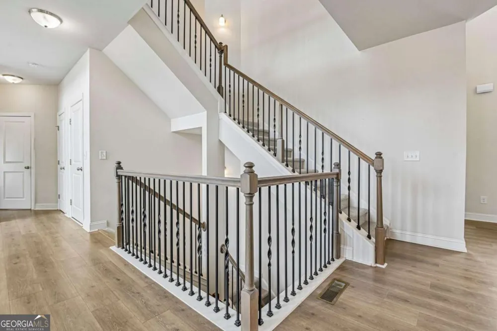 129 Edinburgh DR Canton, GA 30115