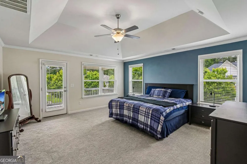 129 Edinburgh DR Canton, GA 30115